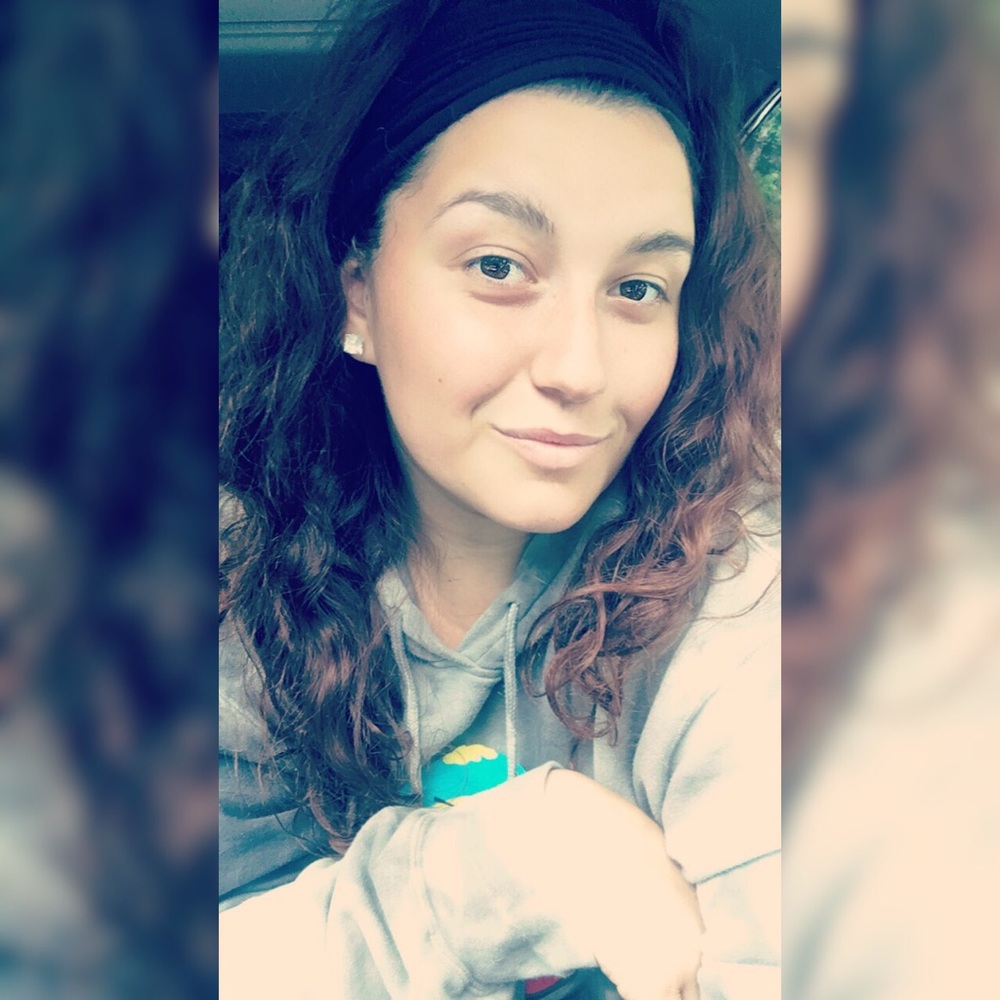 Meet your Posher, Kaitlynn